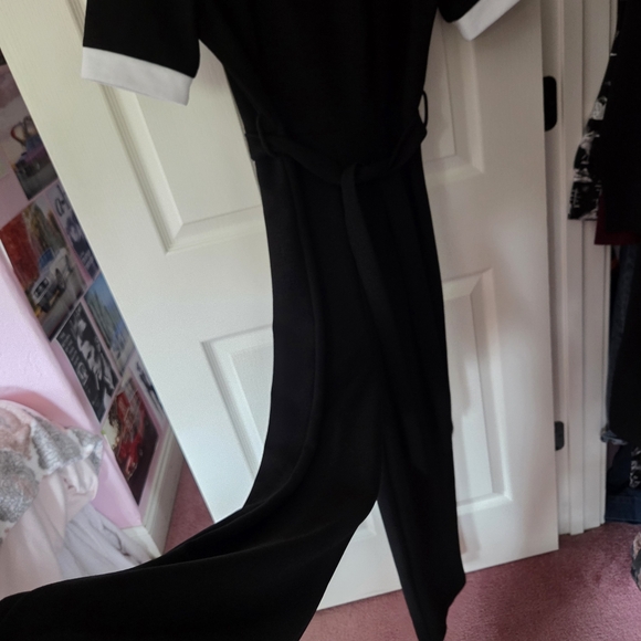 Collared Gothic Romper - Picture 4 of 7